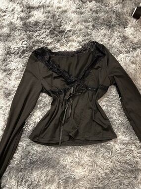 SHEIN Black Long Sleeve Top with Lace Trim